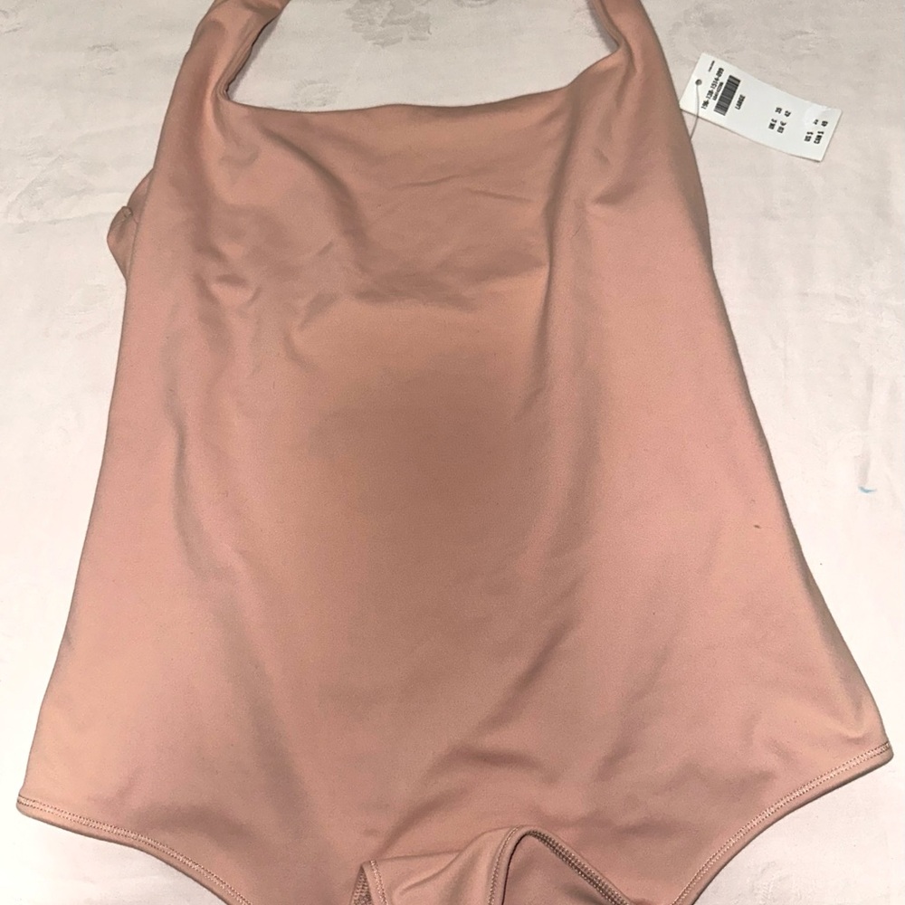 Abercrombie & Fitch Bodysuit in Soft Pink